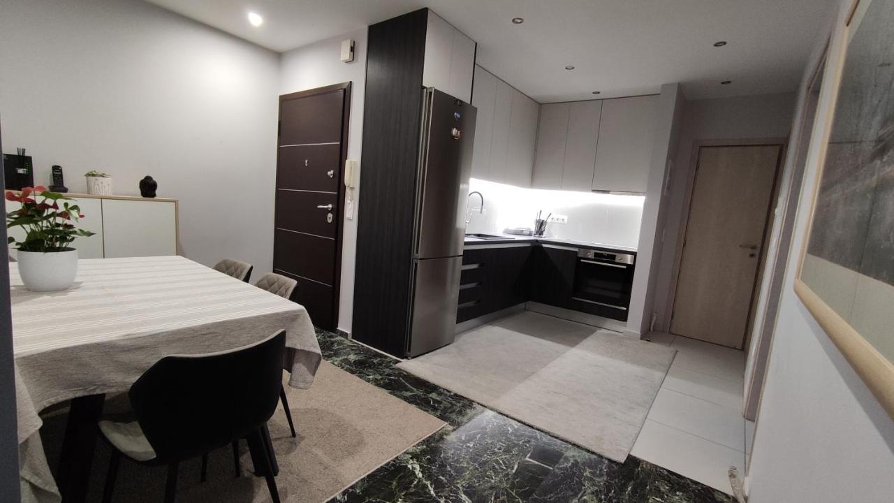 Two Bedroom Apartment In Афіни Екстер'єр фото